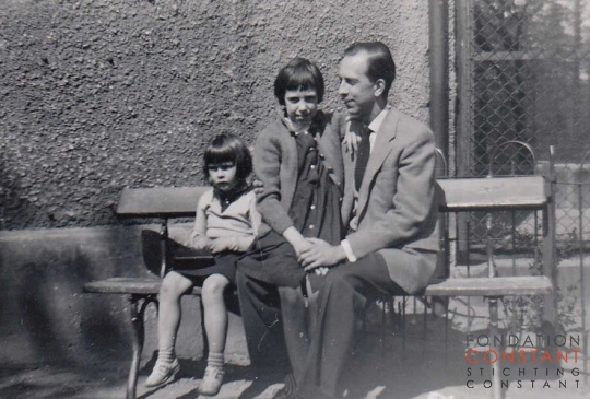 Constant with Eva and Martha on his knee