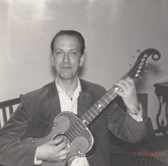 Constant playing guitar