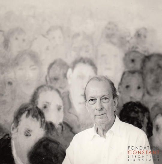 Portrait of Constant in front The Crowd [II]