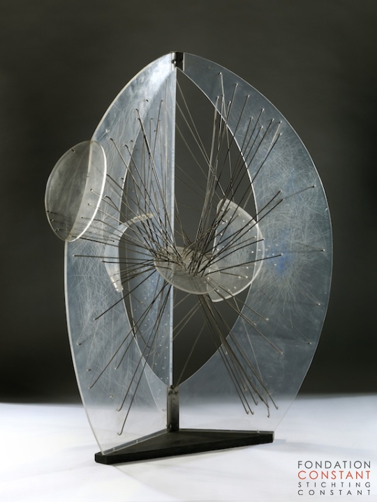 Constant Nieuwenhuys-Eivormige constructie II, 1957