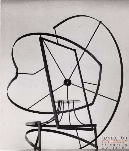 Constant Nieuwenhuys-ZT/Staalsculptuur, ca. 1954, scan Album Constructivisme, p. 16