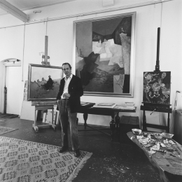Constant amongst his paintings in his studio on Wittenburg [II], 1980, Unknown