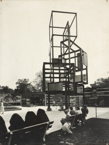 Monument voor de wederopbouw, 1955