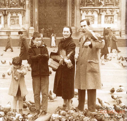 Constant with his family in Milan, 1956