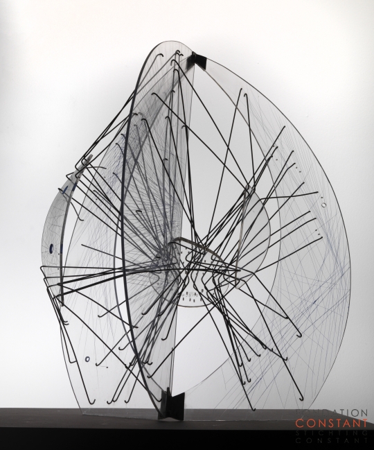 Constant Nieuwenhuys-Eivormige constructie I, 1957-5