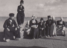 Constant, Jan and seven others in traditional Dutch costumes
