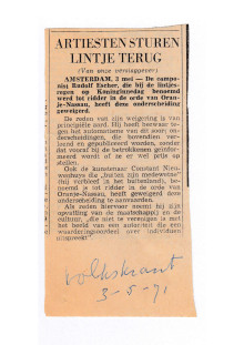 Artiesten sturen lintje terug