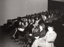 Constant and Nel Kerkhoven sitting in a lecture hall.